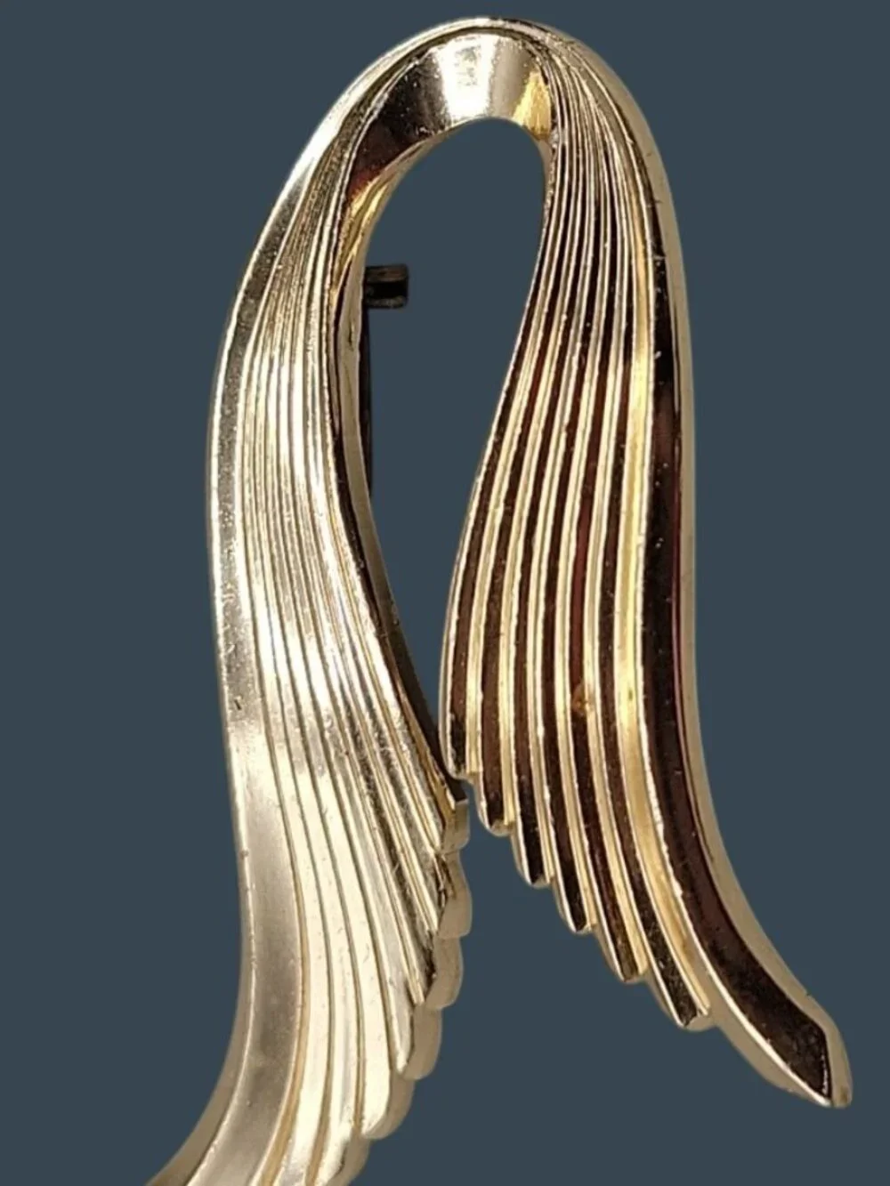 Vintage Crown Trifari Gold Tone Wing Brooch Made in France Mid-Century Rare